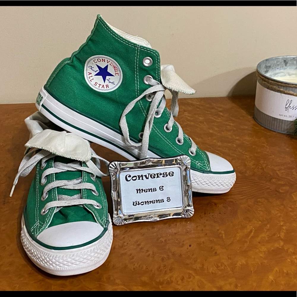Converse all star chucks high tops